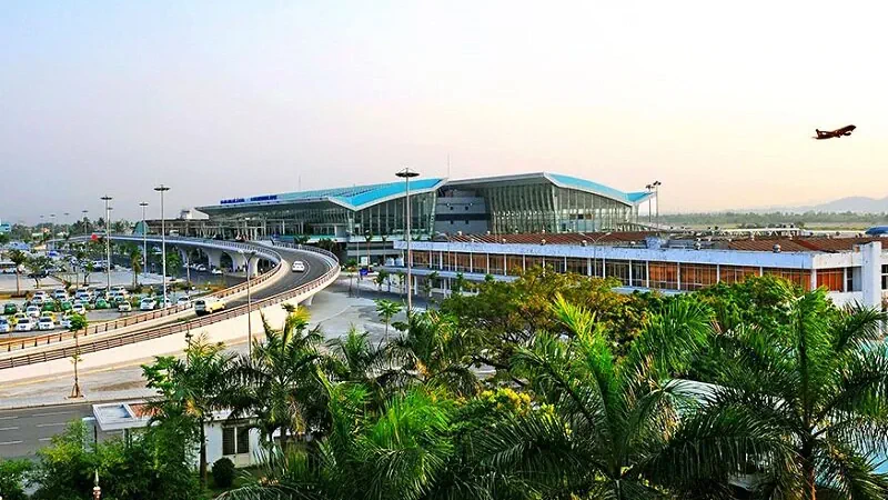 Da Nang International Aiport - Largest airport in center of Vietnam