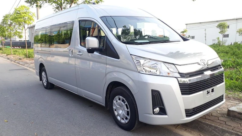 Xe dịch vụ 16 chỗ Đà Nẵng Bà Nà bền bỉ nhất - Toyota Hiace