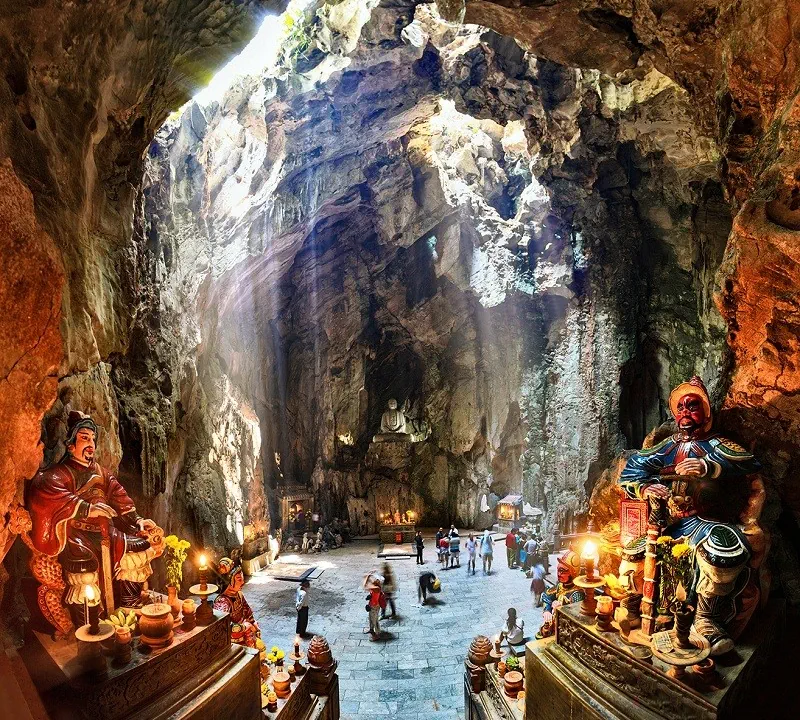 Động Âm phủ Ngũ Hành Sơn