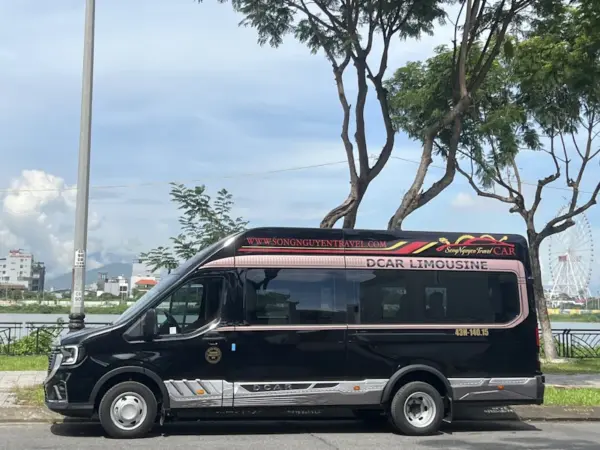 Xe Limousine Đà Nẵng tốt nhất - Ford Transit 12 chỗ